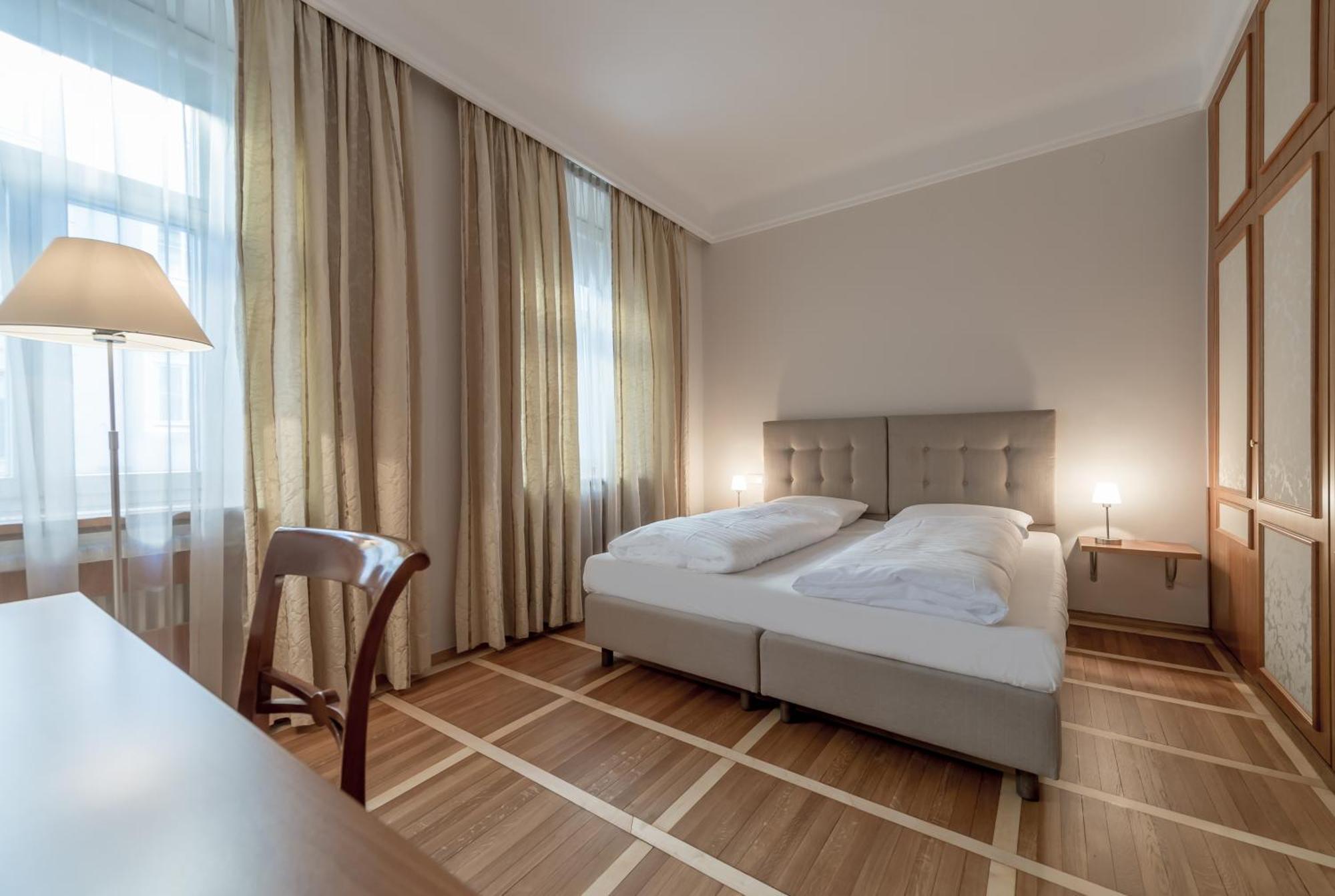 Double Room,843672032:JPEG